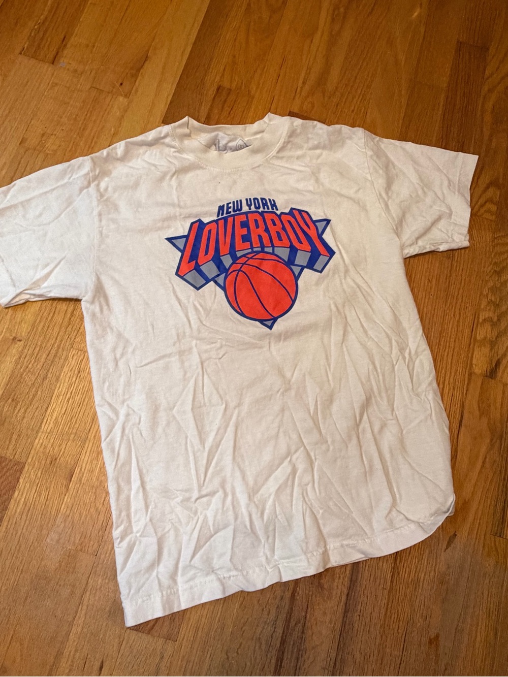 New York Loverboy Knicks Style Beige Graphic T‑Shirt